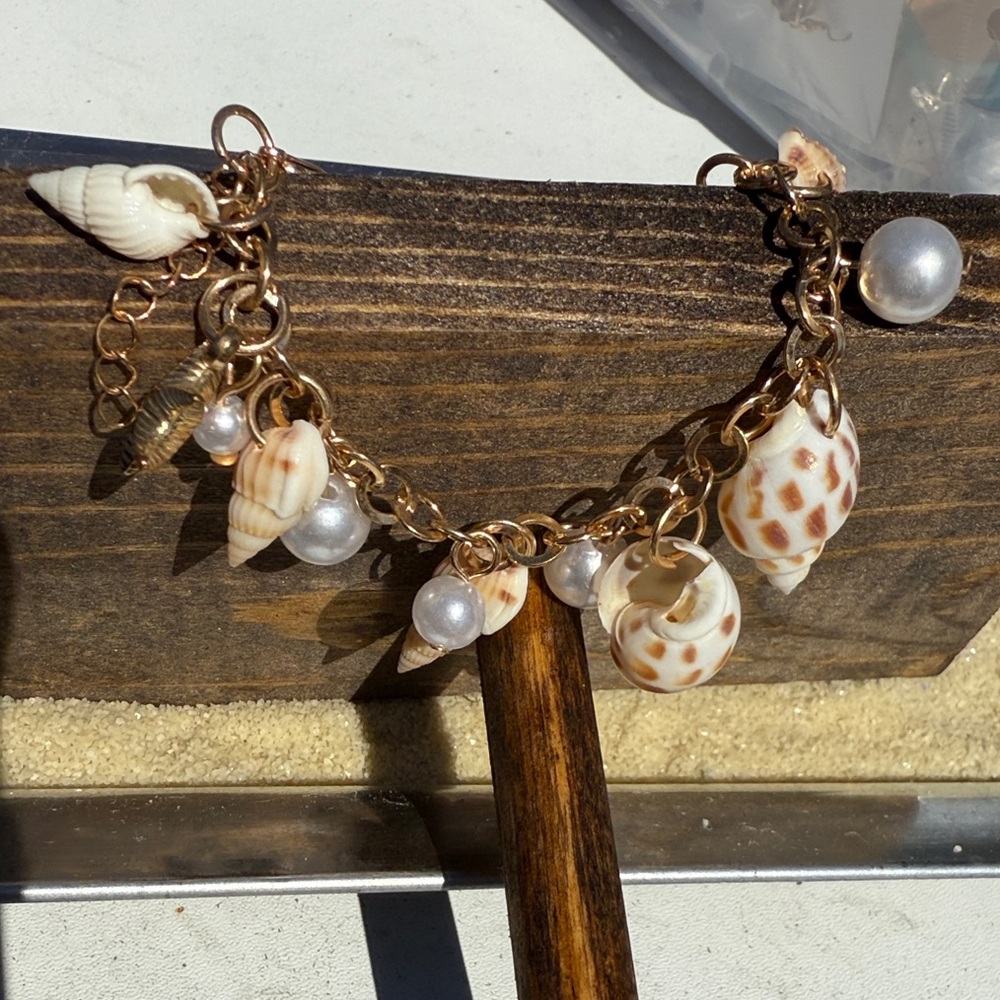 Gold and Cream Shell Charm Bracelet